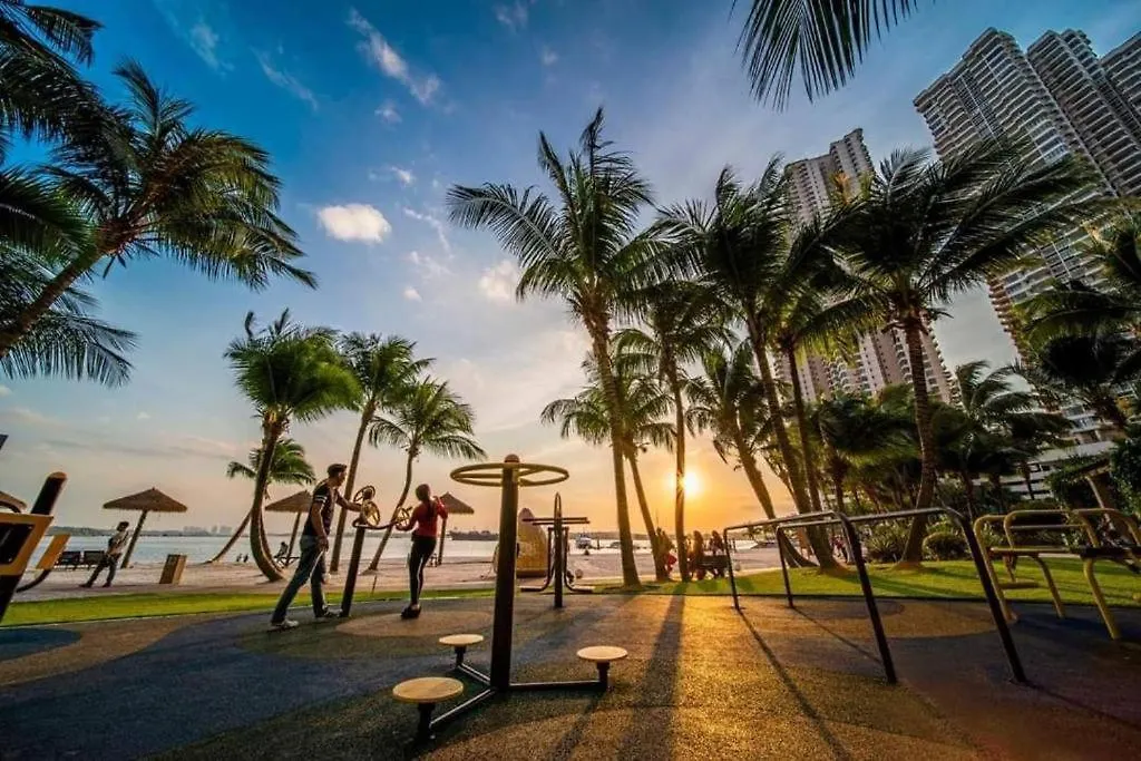 精简设计两卧两卫海景公寓2-4人入住 金海湾danga Bay Johor Bahru