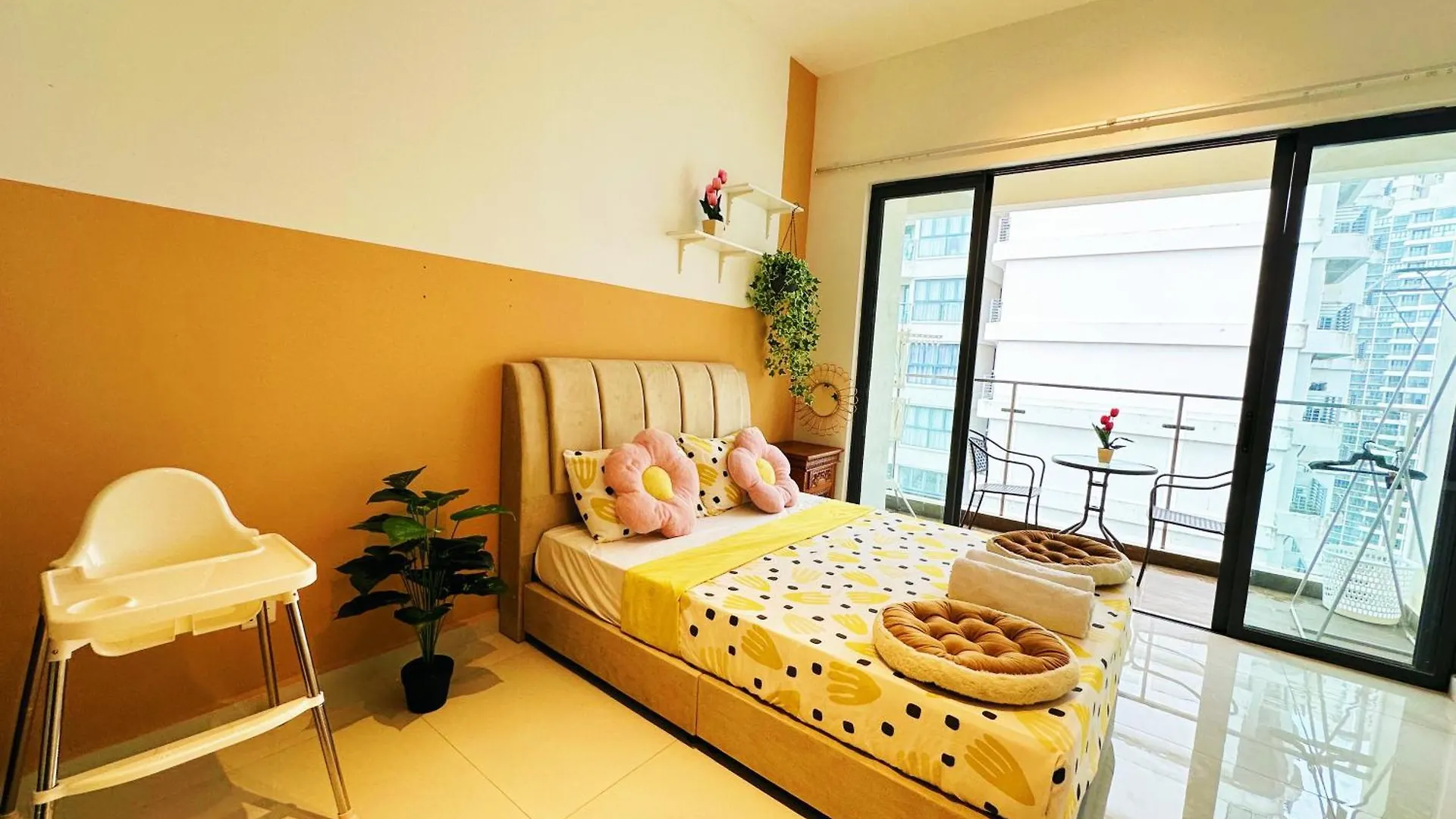 精简设计两卧两卫海景公寓2-4人入住 金海湾danga Bay Johor Bahru 0*,  Malezya